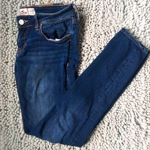 HOLLISTER BLUE JEANS 3S